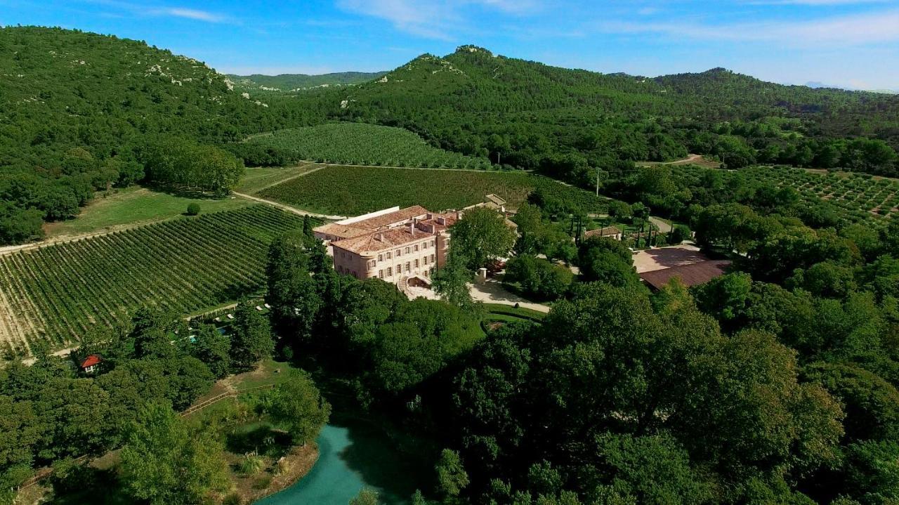 Отель Chateau D'Estoublon Фонвьей Экстерьер фото